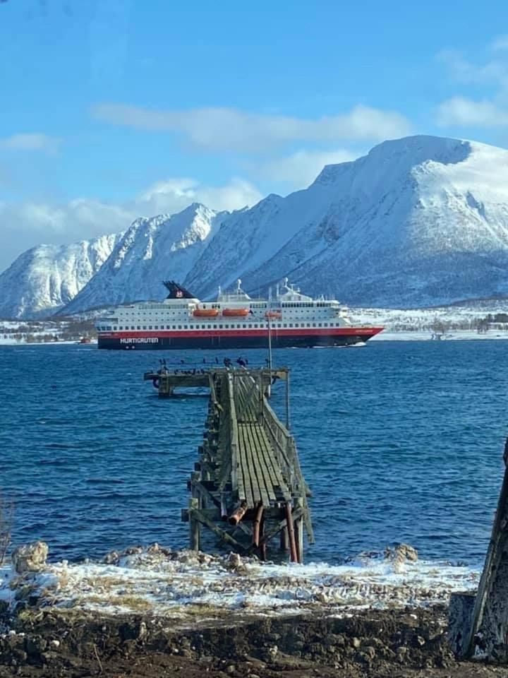 Sortland Camping Og Motell As Eksteriør billede